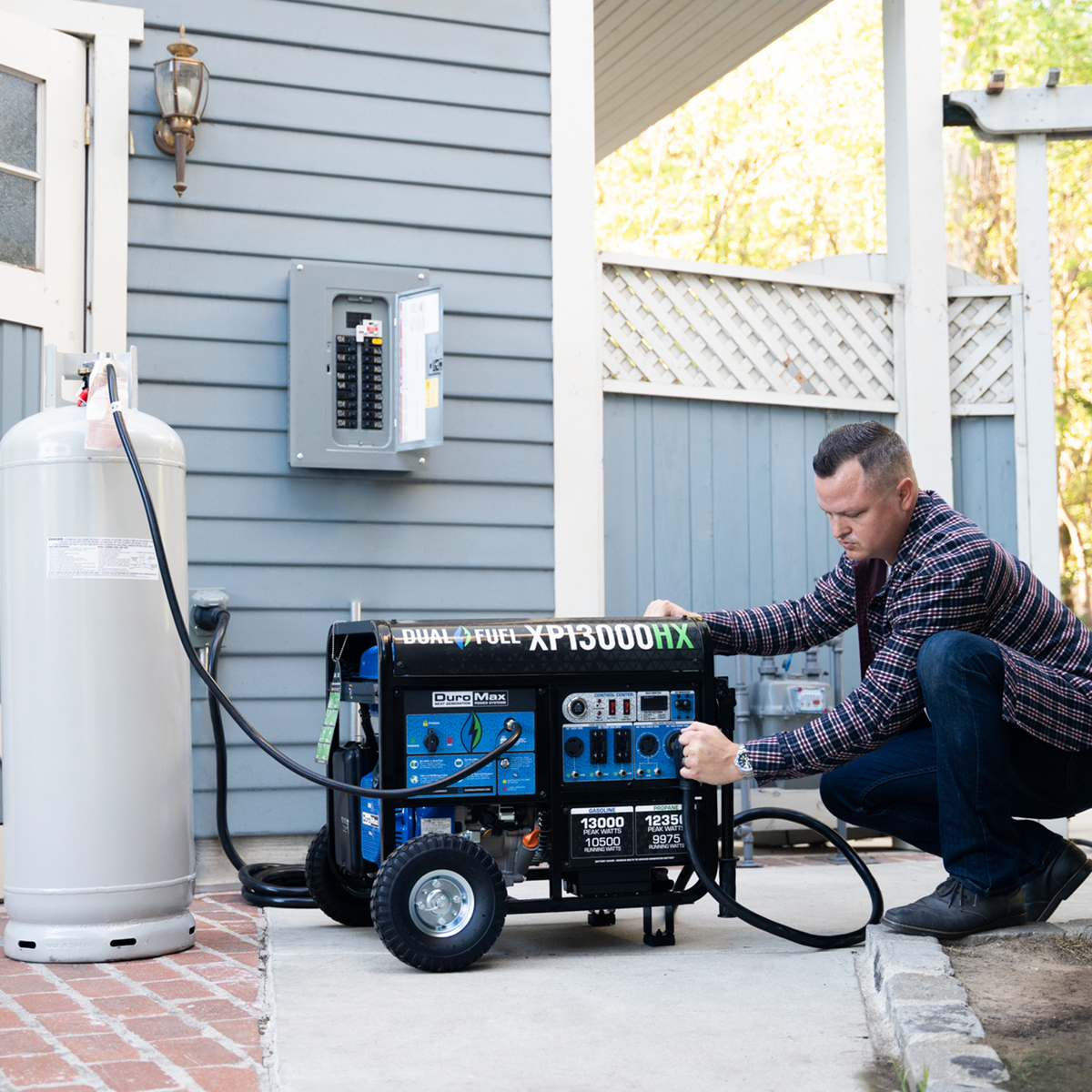 DuroMax XP13000HX 13,000 Watt Portable Dual Fuel Gas Propane CO Alert - Recon