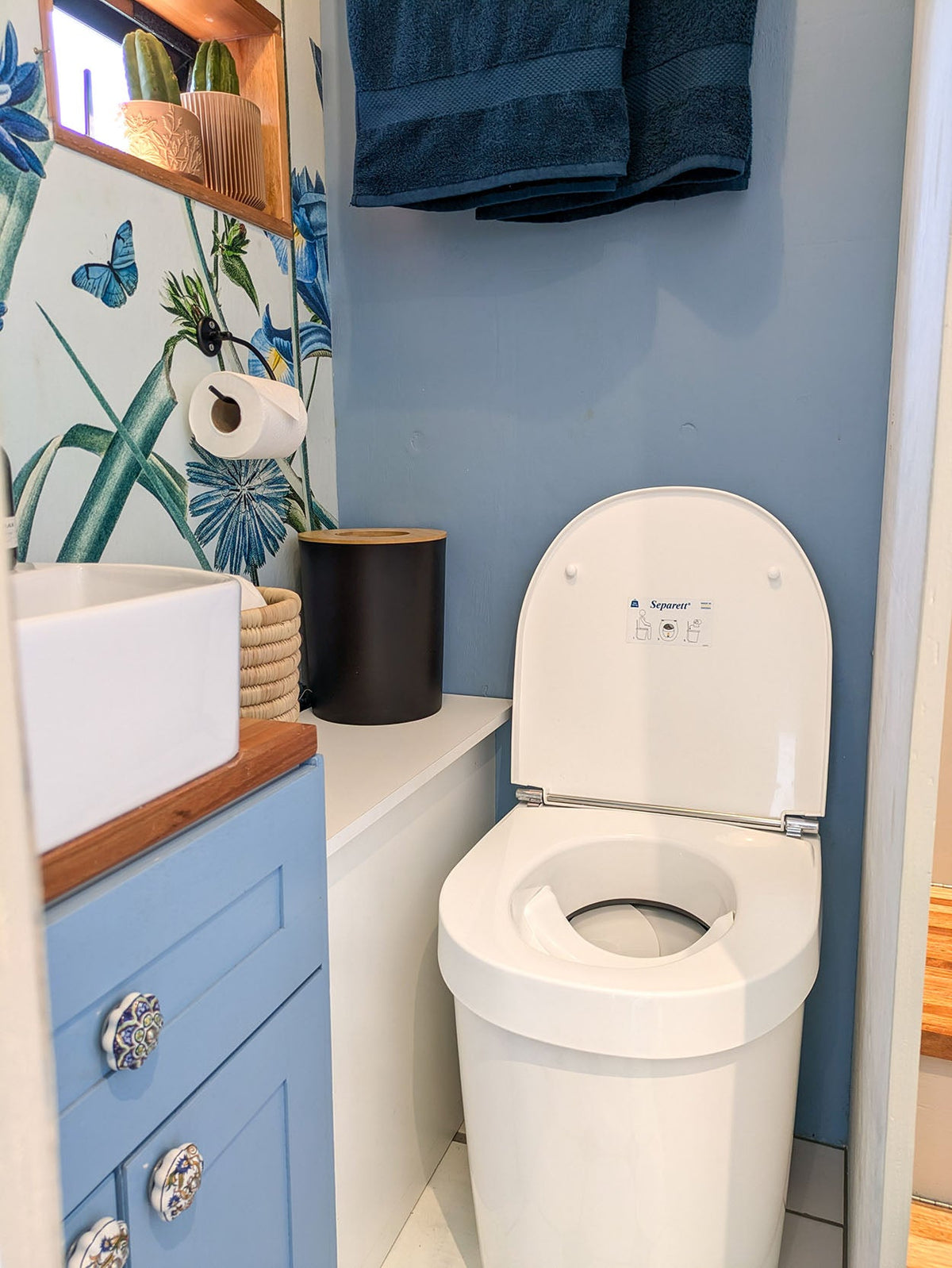 Separett Tiny with Urine Container Composting Toilet