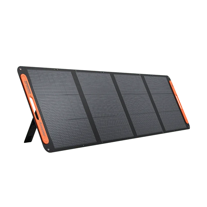 Jackery Explorer 1000 V2 Solar Generator + SolarSaga 200W Portable Solar Panel