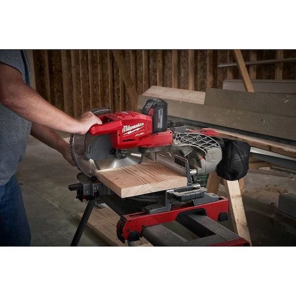 Milwaukee Tool 2734-21 M18 Fuel 10" Dual Bevel Sliding Compound Miter Saw